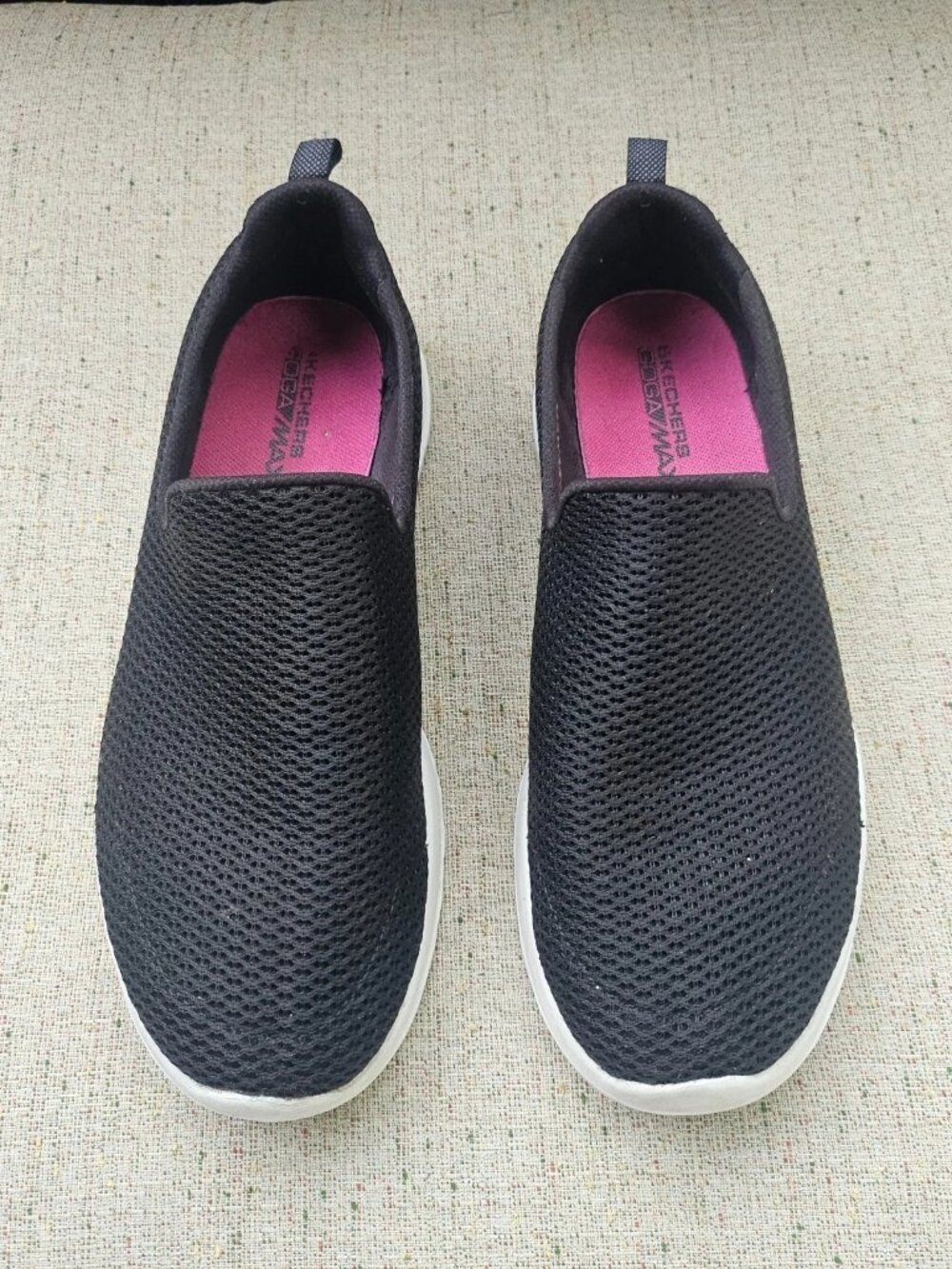 Skechers Women Sneaker Goga Max Black Shoes Slip On Sport Go Walk Size 10 Wo 40